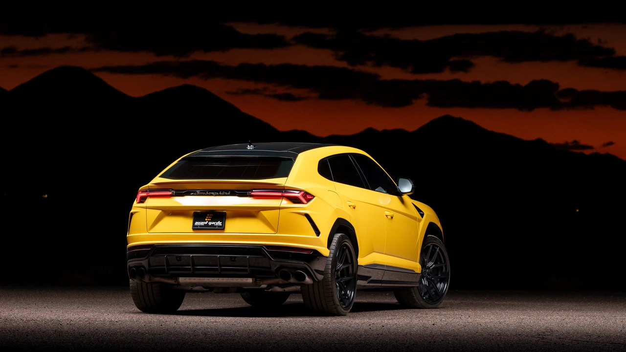 2020 Lamborghini Urus - Image 3 of 31