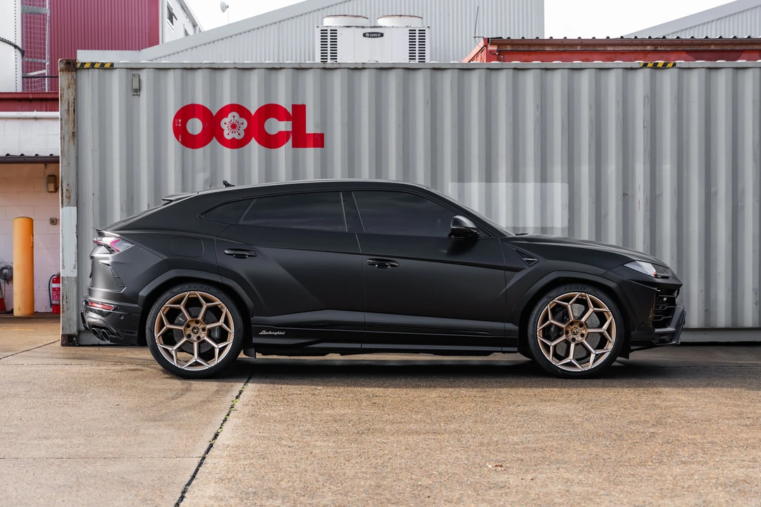 2020 Lamborghini Urus - Image 8 of 31