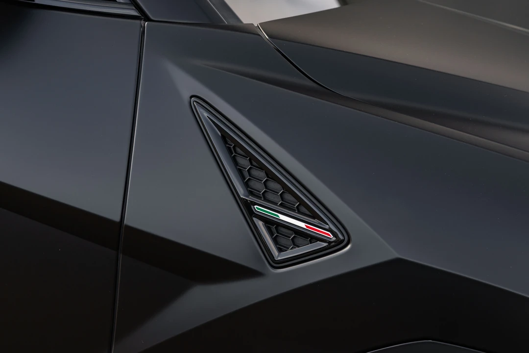 2020 Lamborghini Urus - Image 11 of 31