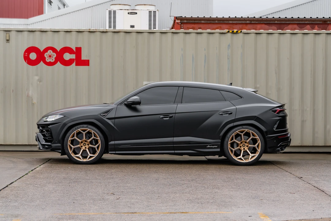 2020 Lamborghini Urus - Image 4 of 31