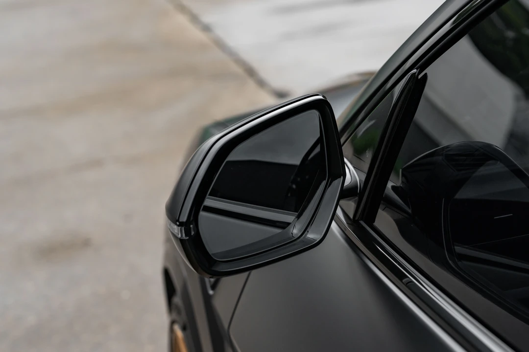 2020 Lamborghini Urus - Image 31 of 31