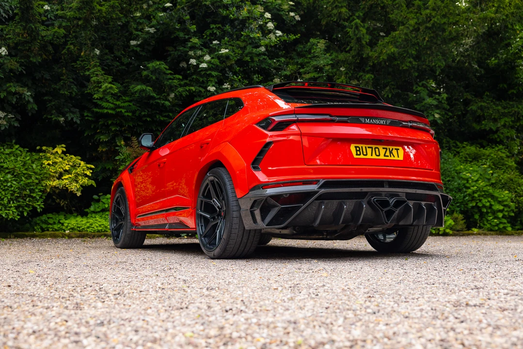 2020 Lamborghini Urus - Image 15 of 31