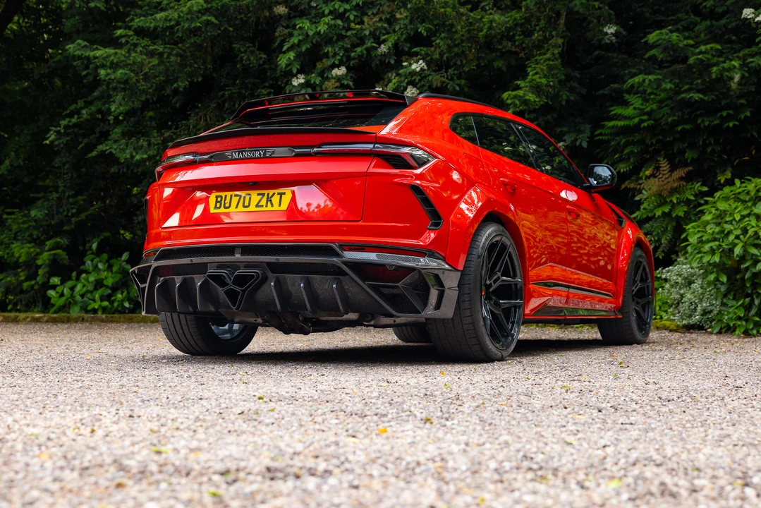 2020 Lamborghini Urus - Image 13 of 31