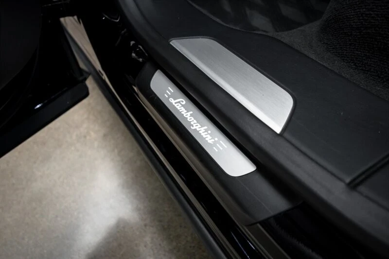 2020 Lamborghini Urus - Image 21 of 21
