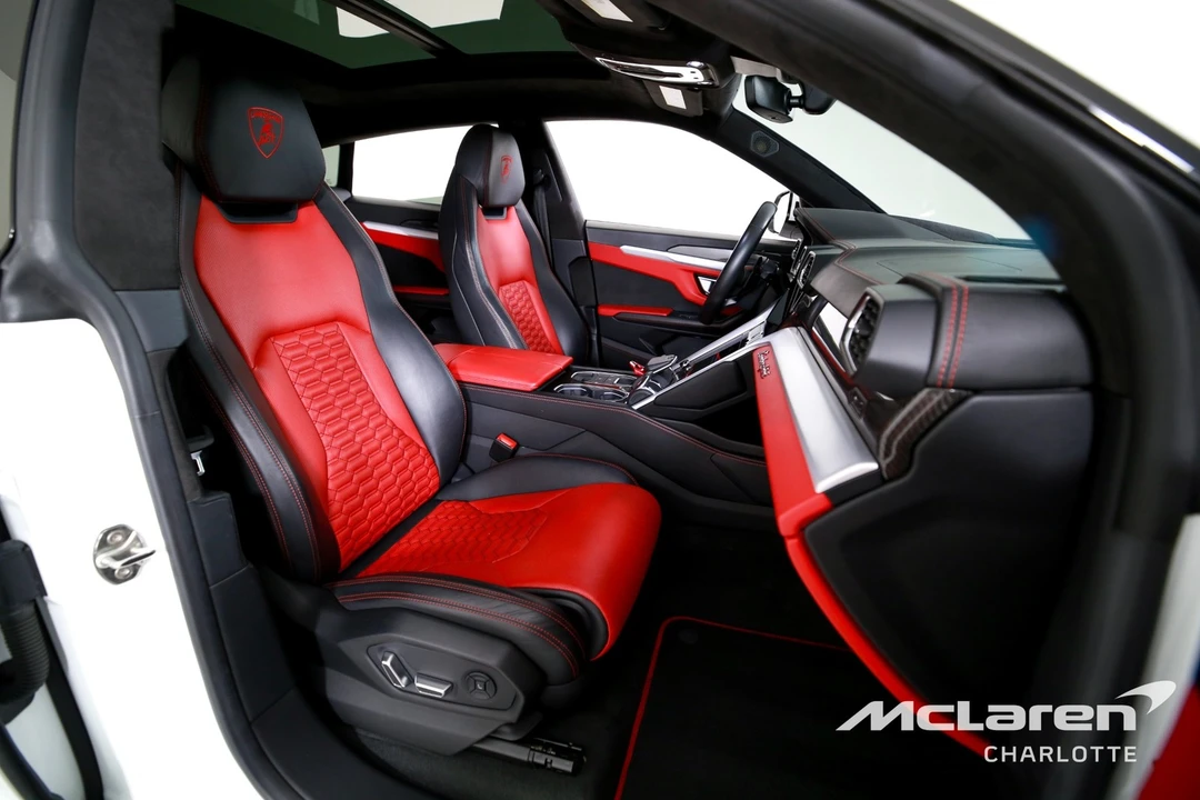 2020 Lamborghini Urus - Image 28 of 31