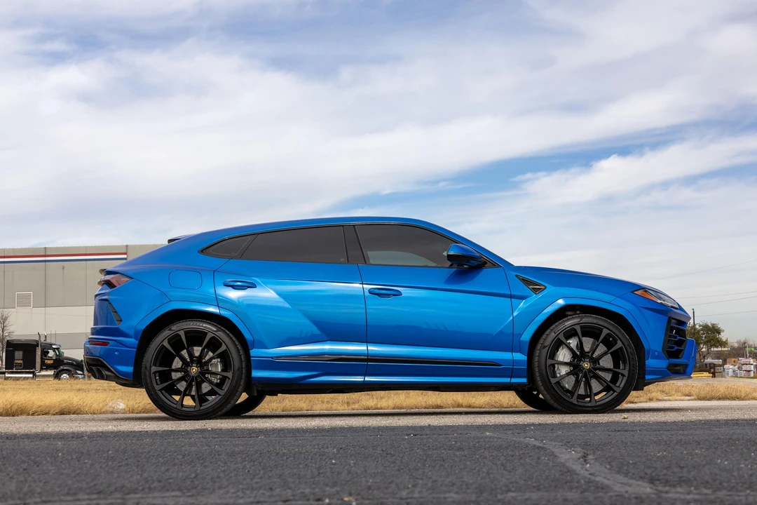 2020 Lamborghini Urus - Image 9 of 31