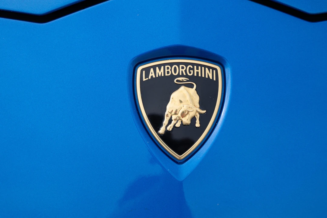 2020 Lamborghini Urus - Image 17 of 31