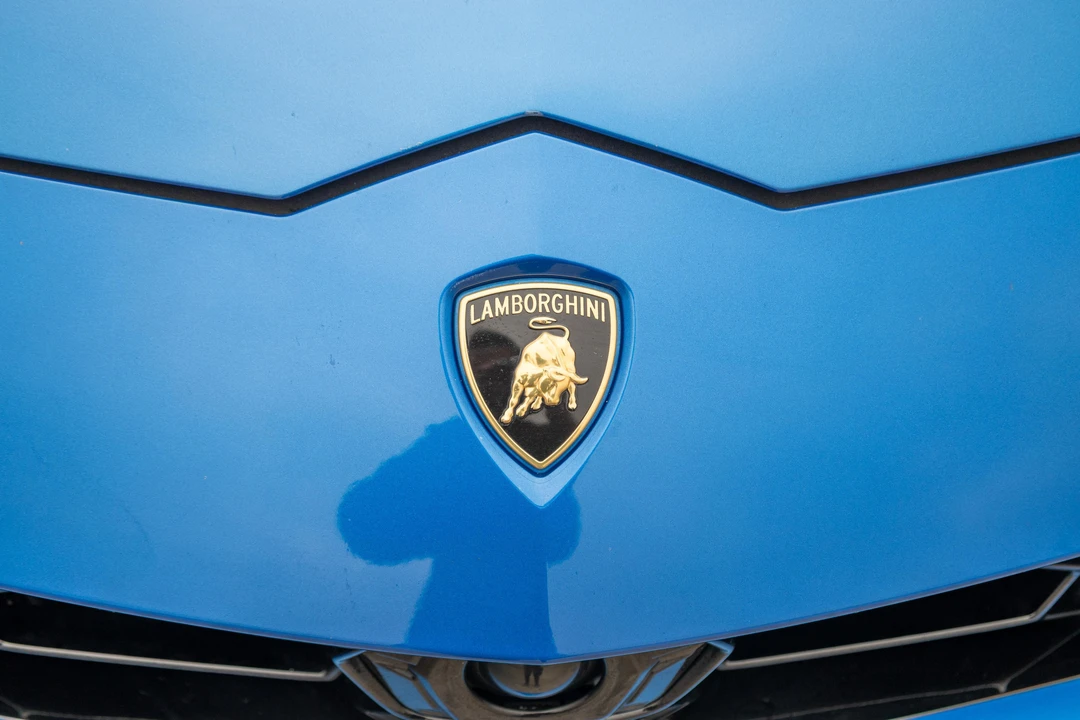 2020 Lamborghini Urus - Image 16 of 31