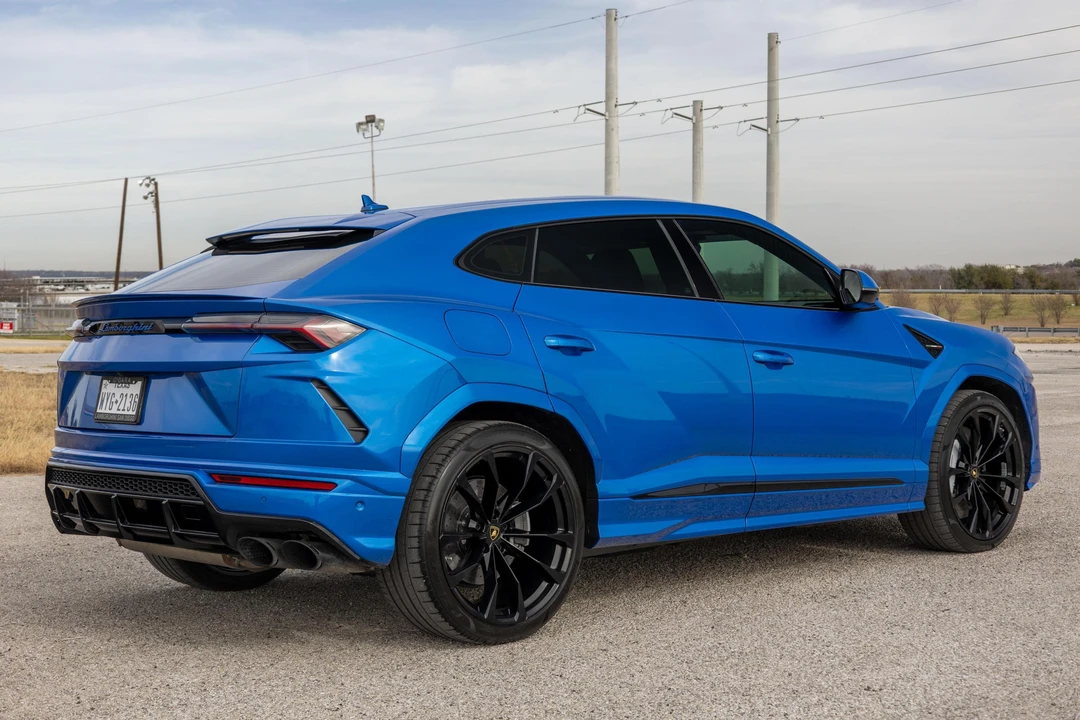 2020 Lamborghini Urus - Image 4 of 31