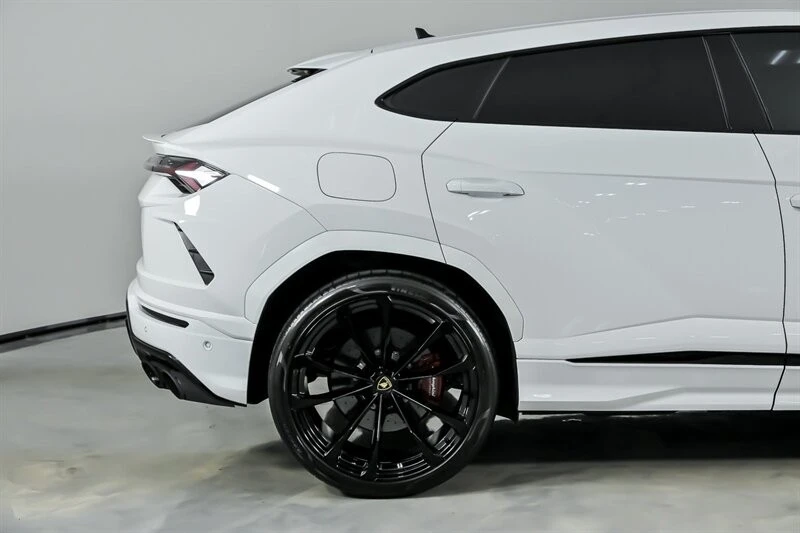 2020 Lamborghini Urus - Image 13 of 21
