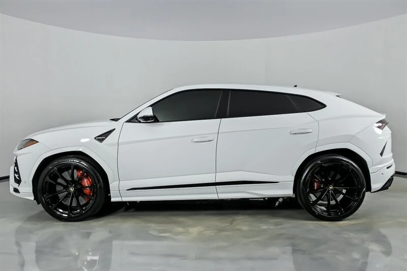 2020 Lamborghini Urus - Image 8 of 21
