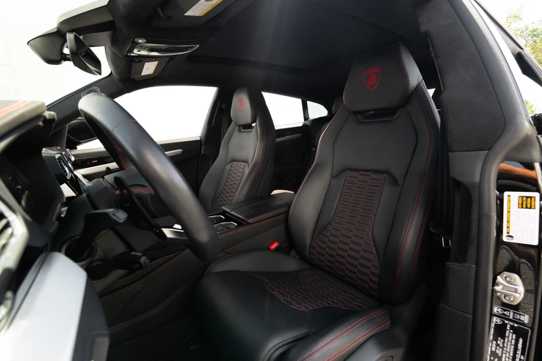 2020 Lamborghini Urus - Image 7 of 12