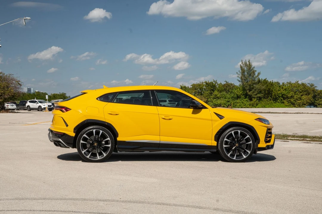 2020 Lamborghini Urus - Image 4 of 14