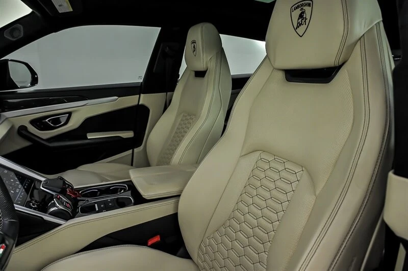 2020 Lamborghini Urus - Image 18 of 31