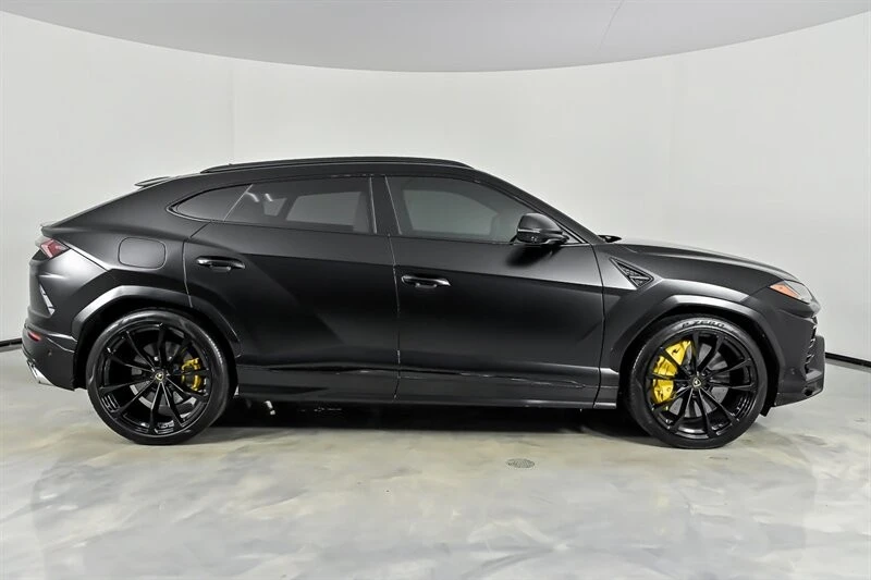 2020 Lamborghini Urus - Image 10 of 31