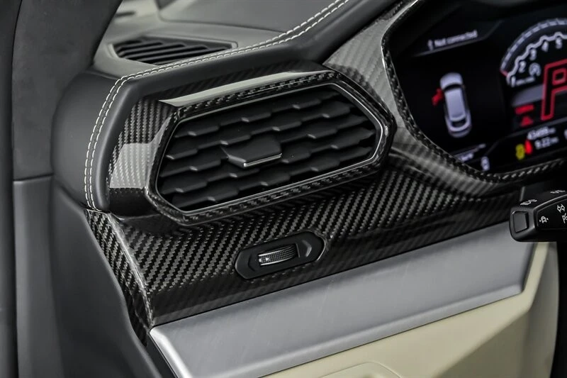 2020 Lamborghini Urus - Image 22 of 31