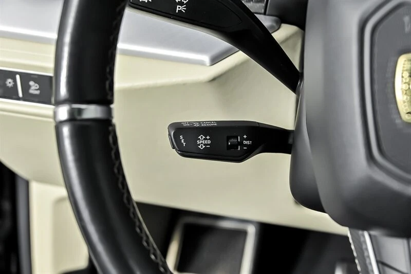2020 Lamborghini Urus - Image 28 of 31