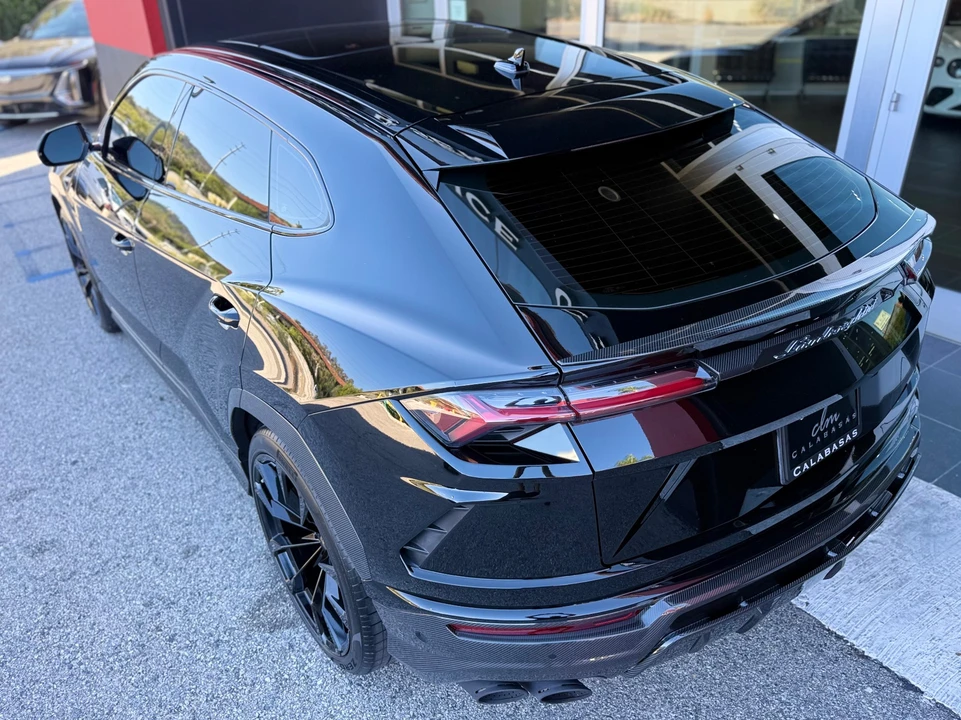 2020 Lamborghini Urus - Image 15 of 31