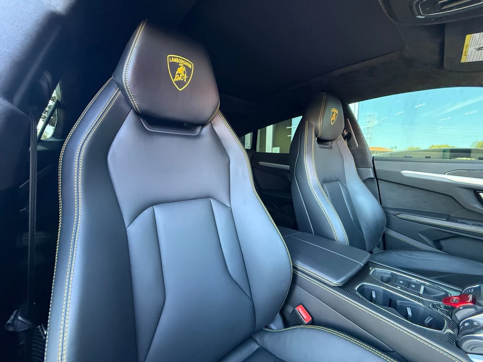 2020 Lamborghini Urus - Image 24 of 31