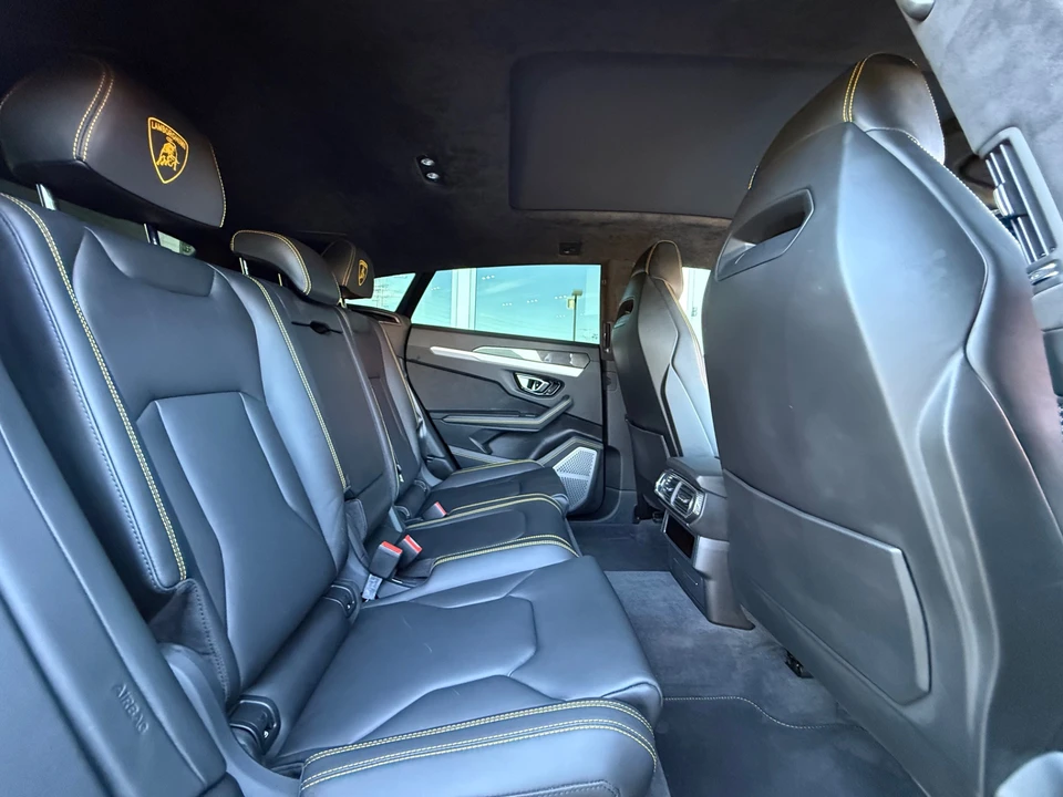 2020 Lamborghini Urus - Image 25 of 31