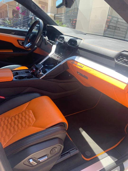 2020 Lamborghini Urus - Image 28 of 31