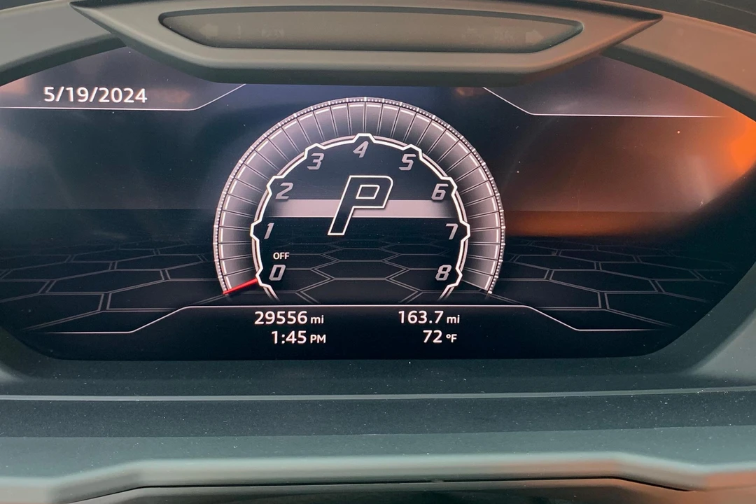 2020 Lamborghini Urus - Image 22 of 31