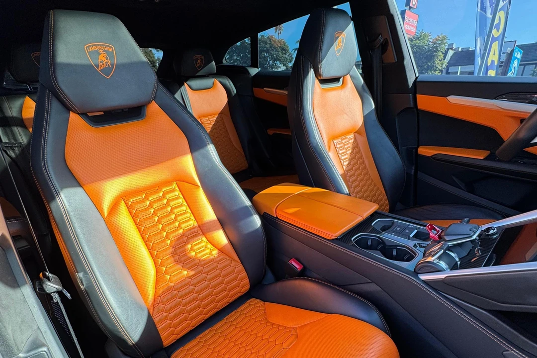 2020 Lamborghini Urus - Image 20 of 31