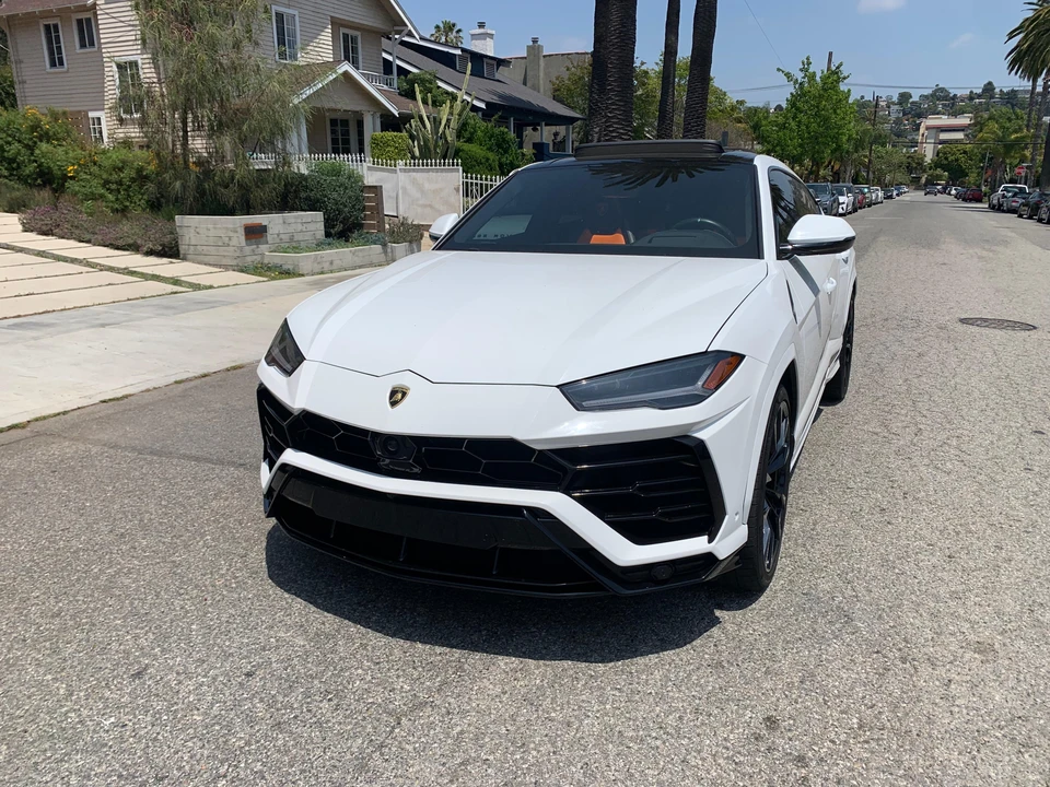2020 Lamborghini Urus - Image 7 of 31