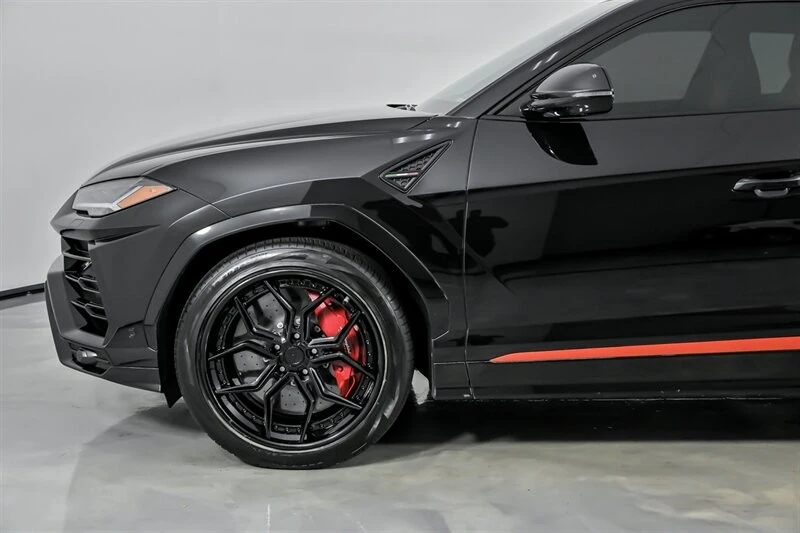 2020 Lamborghini Urus - Image 7 of 12