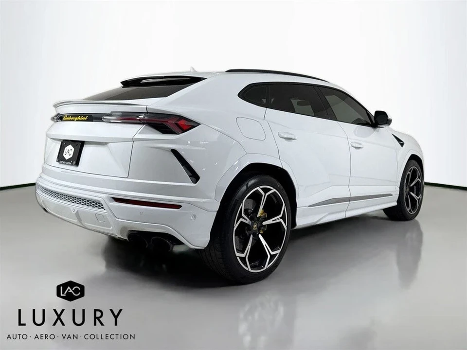2020 Lamborghini Urus - Image 4 of 12