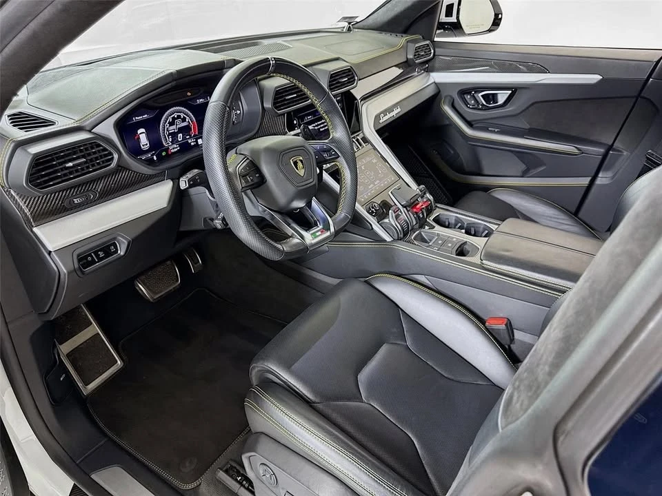 2020 Lamborghini Urus - Image 10 of 20
