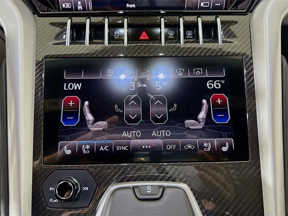 2020 Lamborghini Urus - Image 17 of 20