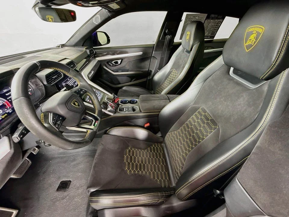 2020 Lamborghini Urus - Image 5 of 6