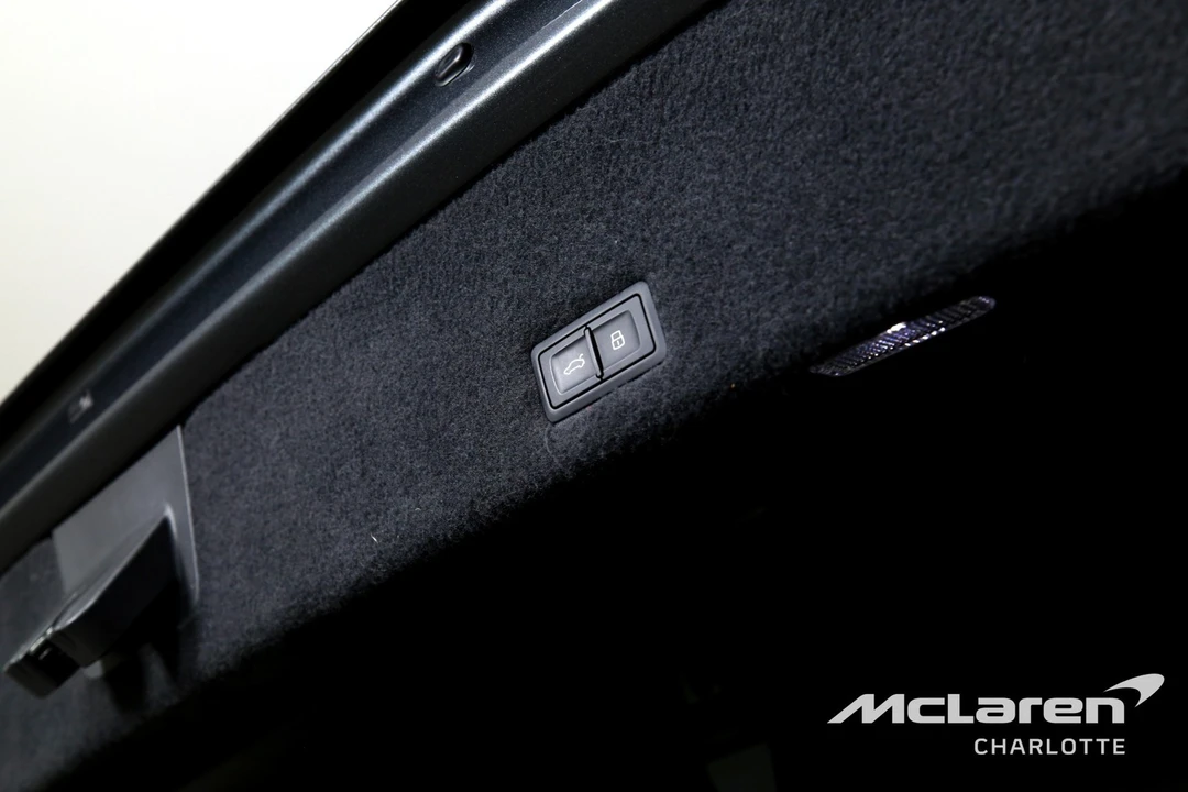 2020 Lamborghini Urus - Image 23 of 31
