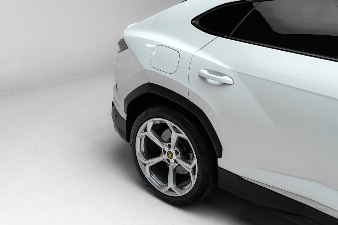2020 Lamborghini Urus - Image 19 of 31