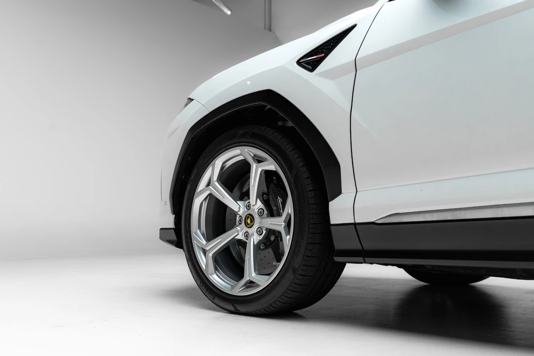 2020 Lamborghini Urus - Image 15 of 31