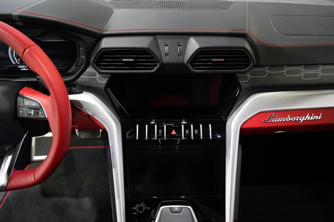 2020 Lamborghini Urus - Image 11 of 21