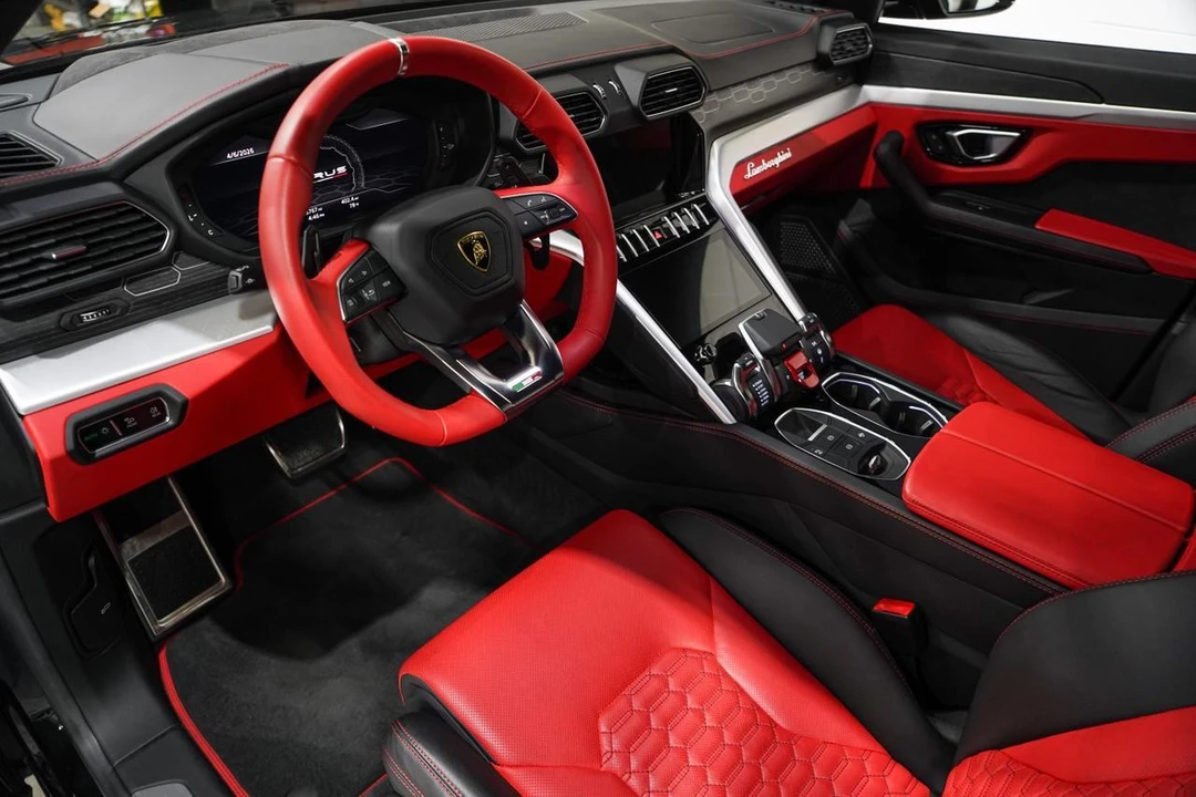 2020 Lamborghini Urus - Image 2 of 21