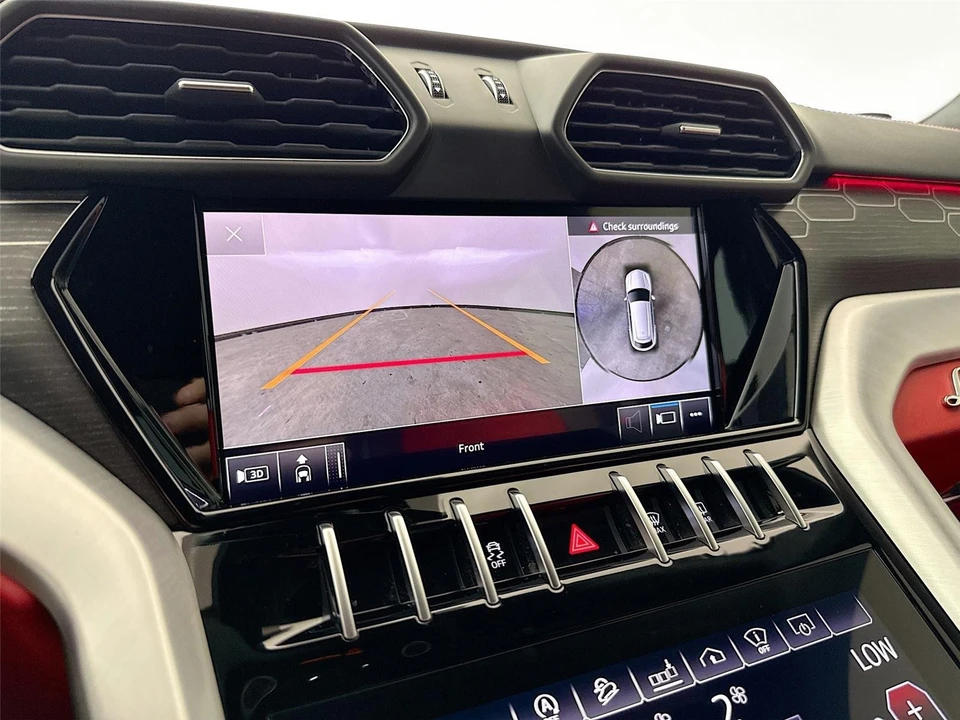 2020 Lamborghini Urus - Image 10 of 31