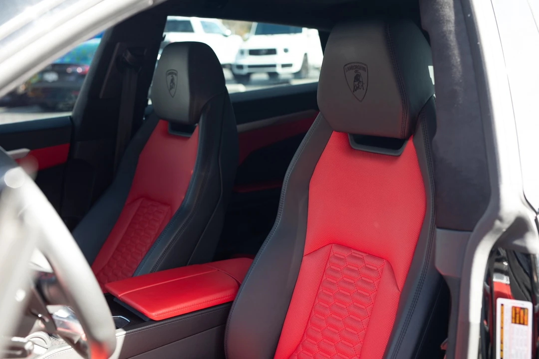 2020 Lamborghini Urus - Image 6 of 12
