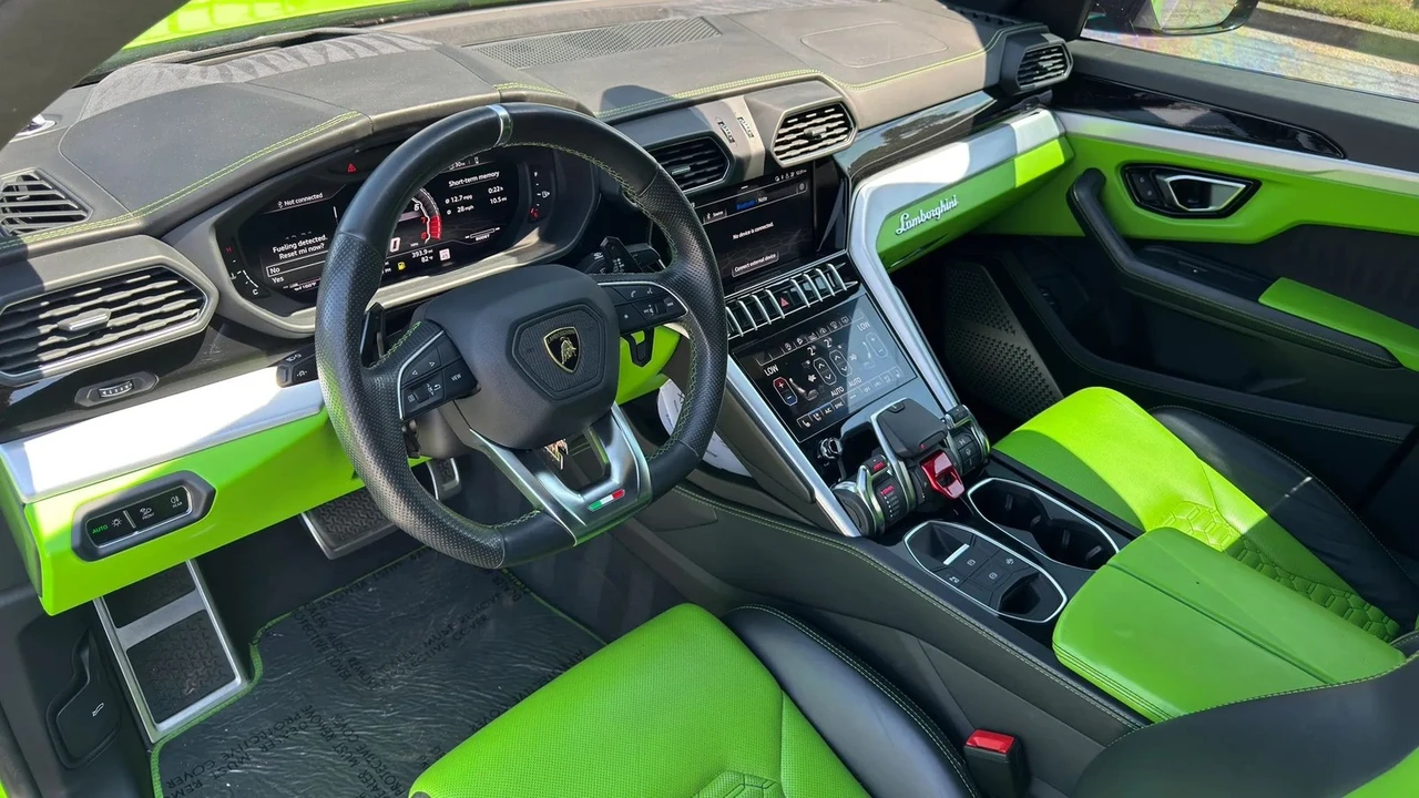 2020 Lamborghini Urus - Image 10 of 16