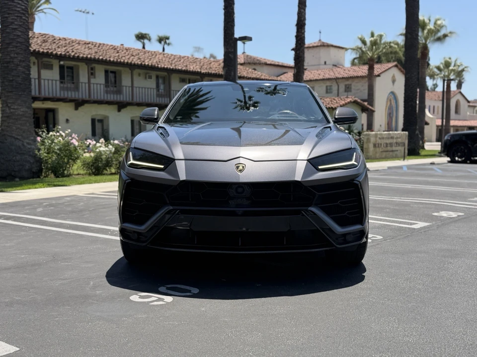 2020 Lamborghini Urus - Image 2 of 20