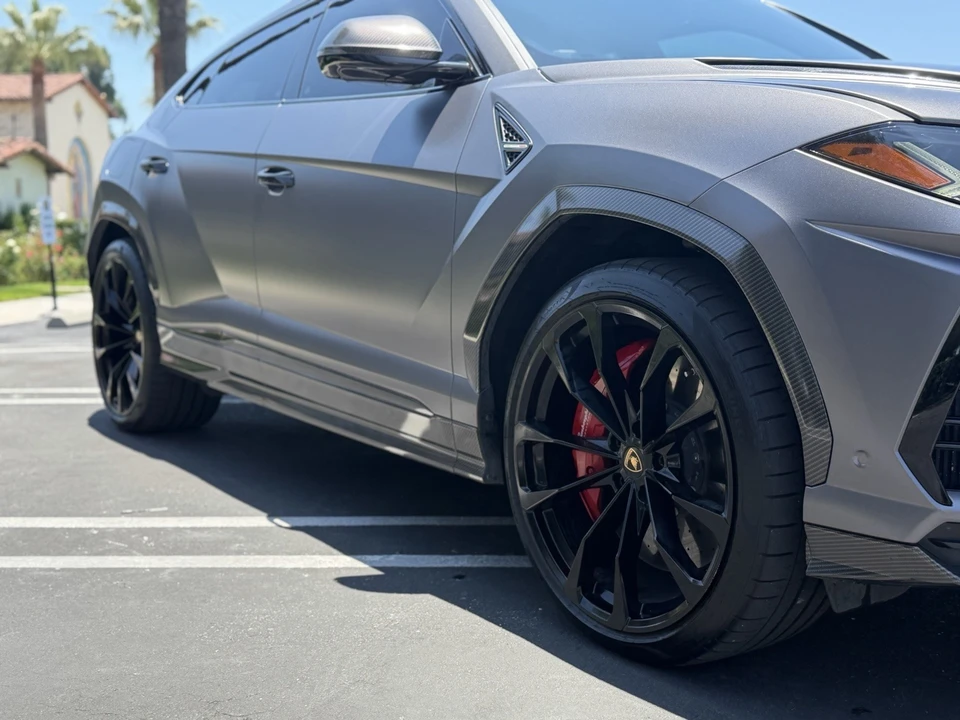 2020 Lamborghini Urus - Image 7 of 20