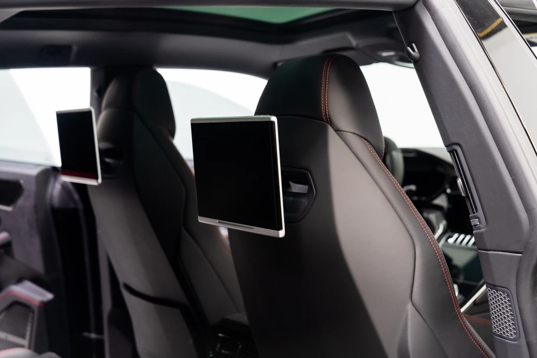 2020 Lamborghini Urus - Image 10 of 31
