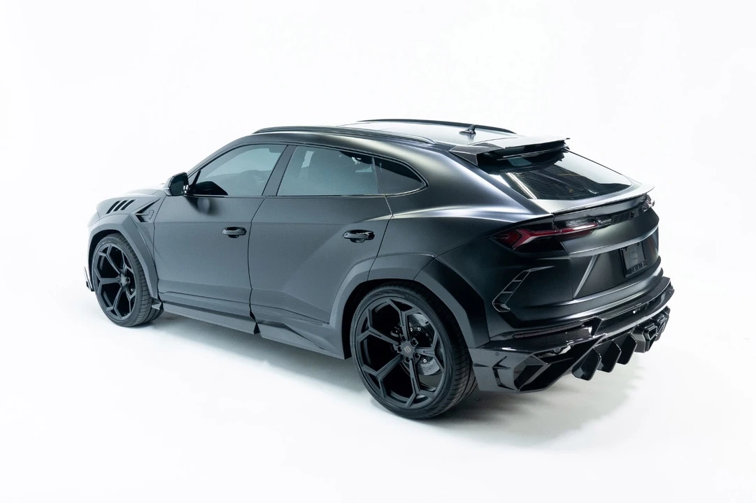 2020 Lamborghini Urus - Image 2 of 31