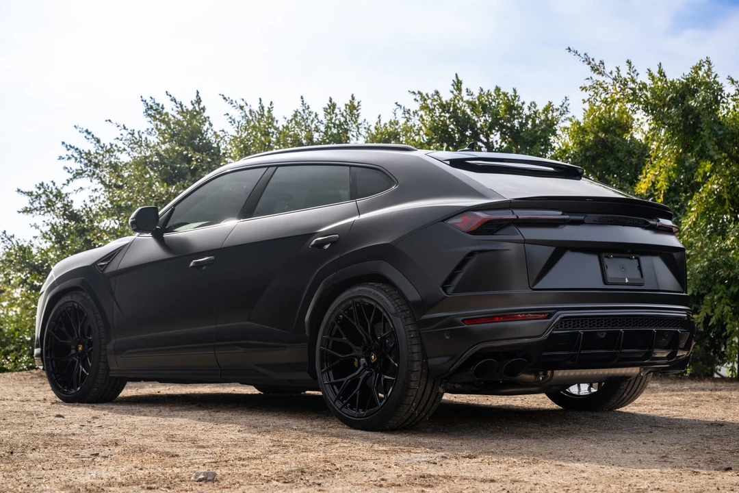 2020 Lamborghini Urus - Image 3 of 31