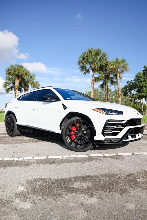 2020 Lamborghini Urus - Image 20 of 31