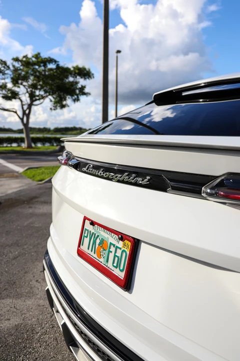 2020 Lamborghini Urus - Image 28 of 31
