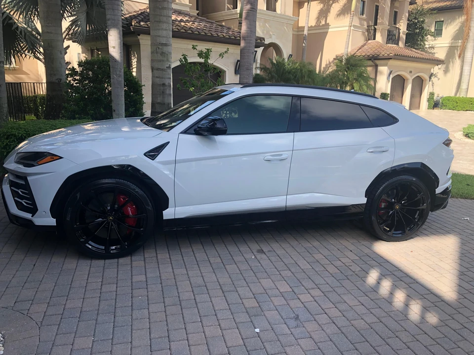 2020 Lamborghini Urus - Image 10 of 31
