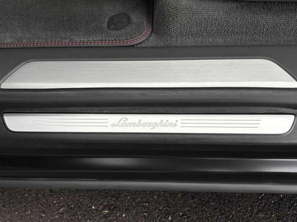 2020 Lamborghini Urus - Image 31 of 31